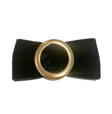 Klickdekor f�r ballerinaskor i sammet med guldsp�nne svart