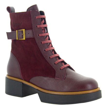 Yvonne aubergine