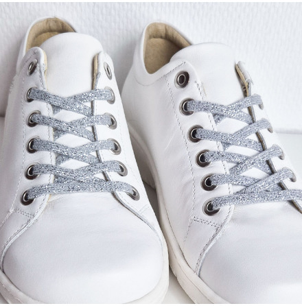 Skosn�ren i metallic silver