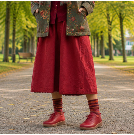 Pyret m�rkr�d - extra bred skinnsko med uttagbara innersulor