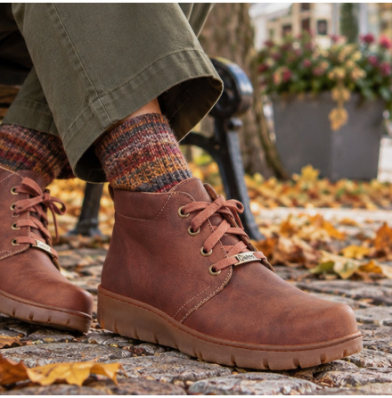 Peggy brun - fotriktiga, extra breda skinnk�ngor med dragkedja och bred t�box